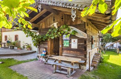 Hütte